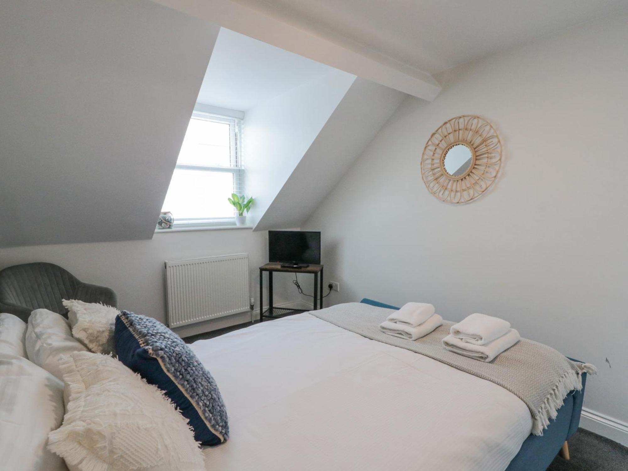 Апартаменты Ellerby Lane House Уитби Экстерьер фото