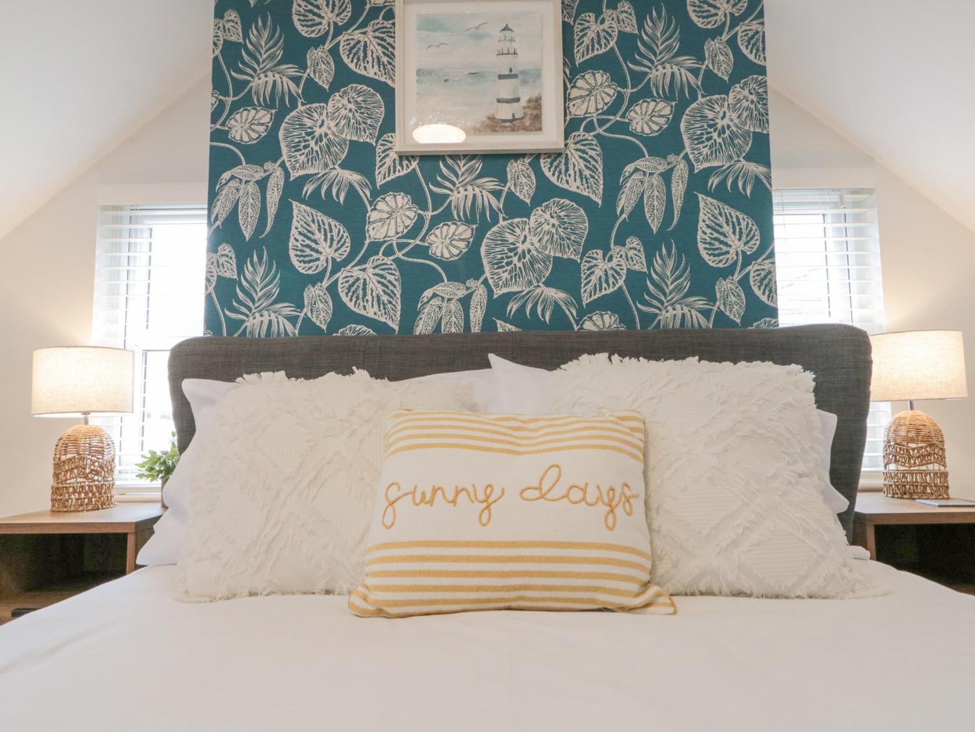 Апартаменты Ellerby Lane House Уитби Экстерьер фото